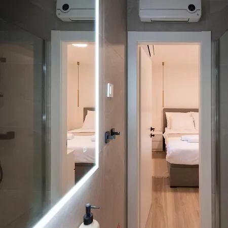شقة Lapidea Luxury سكرادين