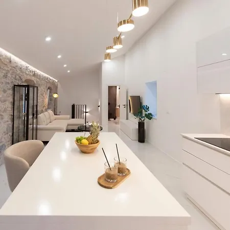 Lapidea Luxury